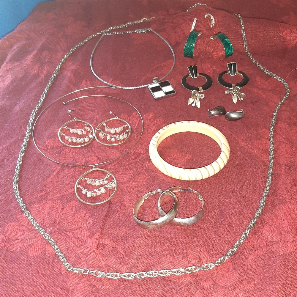 Costume jewelry  set